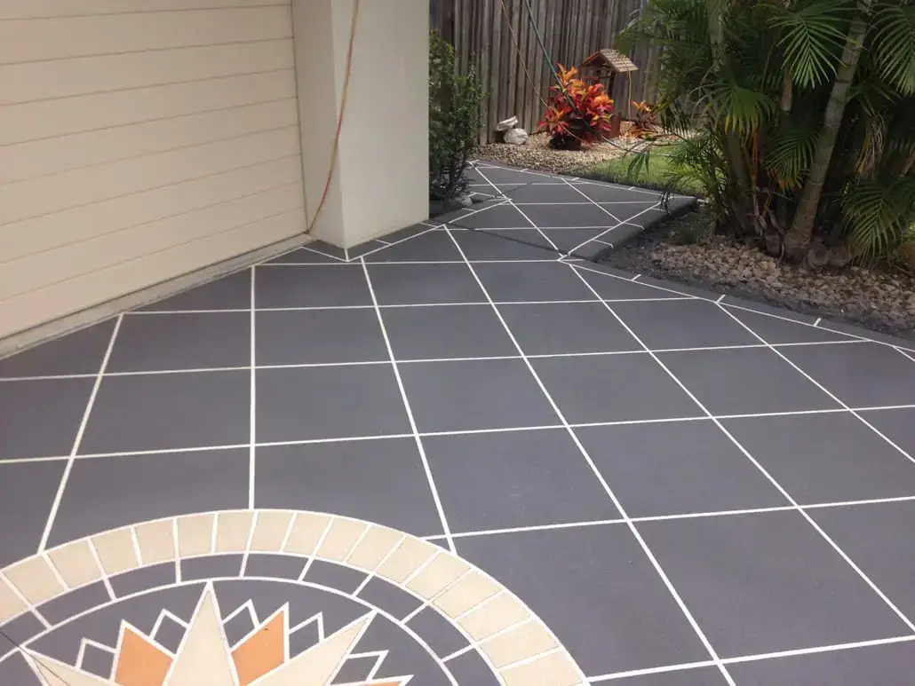 Compass inlay driveway — Stencilled concrete